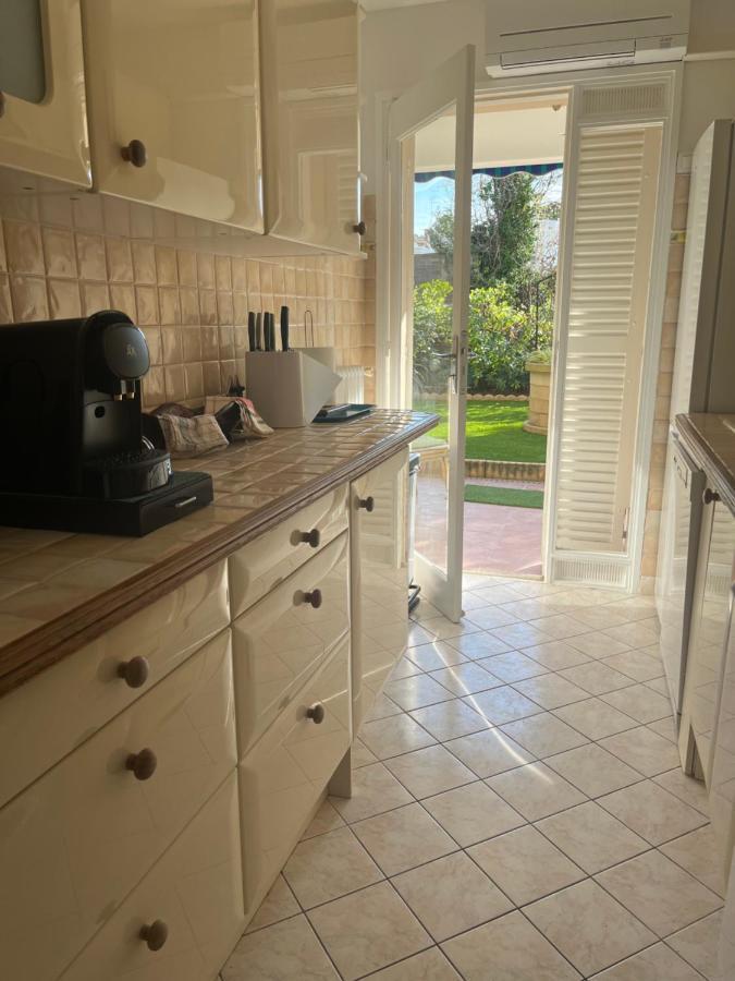 2 Pieces, 4 Couchages Terrasse, Garage Apartment Cannes Exterior photo